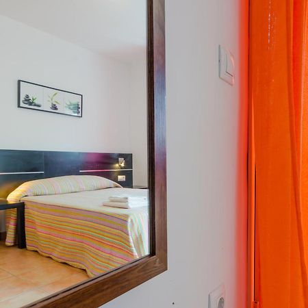 Apartamentos Mas Conil Conil De La Frontera Phòng bức ảnh